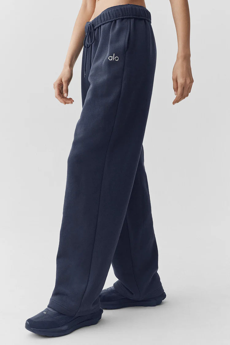 Accolade Crew Neck Pullover & Accolade Straight Leg Sweatpants Set