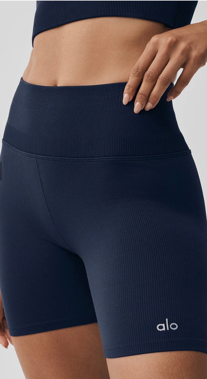 Alo fitted biker shorts