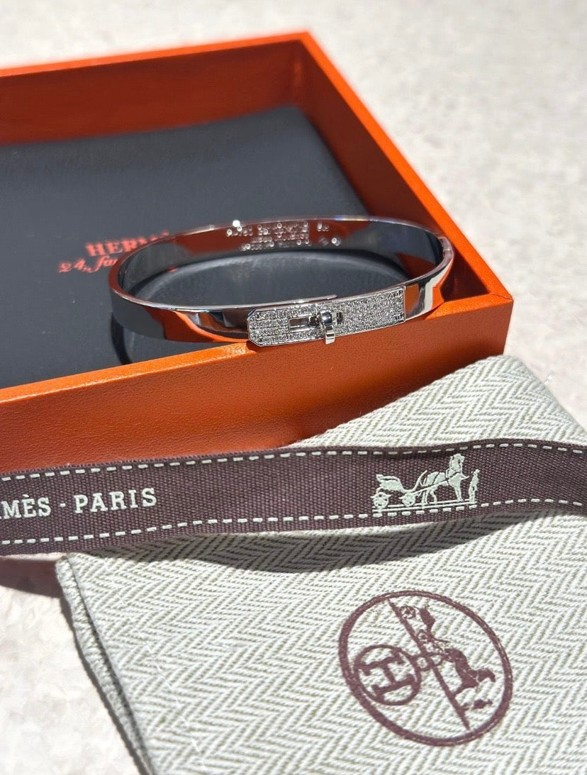 Hermes Bracelet (with box & proper packaging)