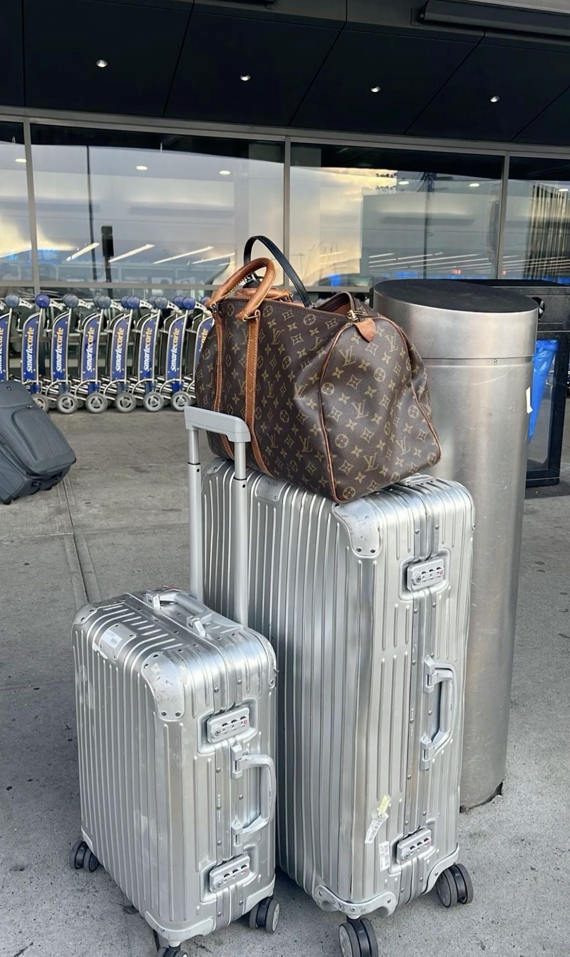 Rimova Suitcase 30 inches & 21 inches