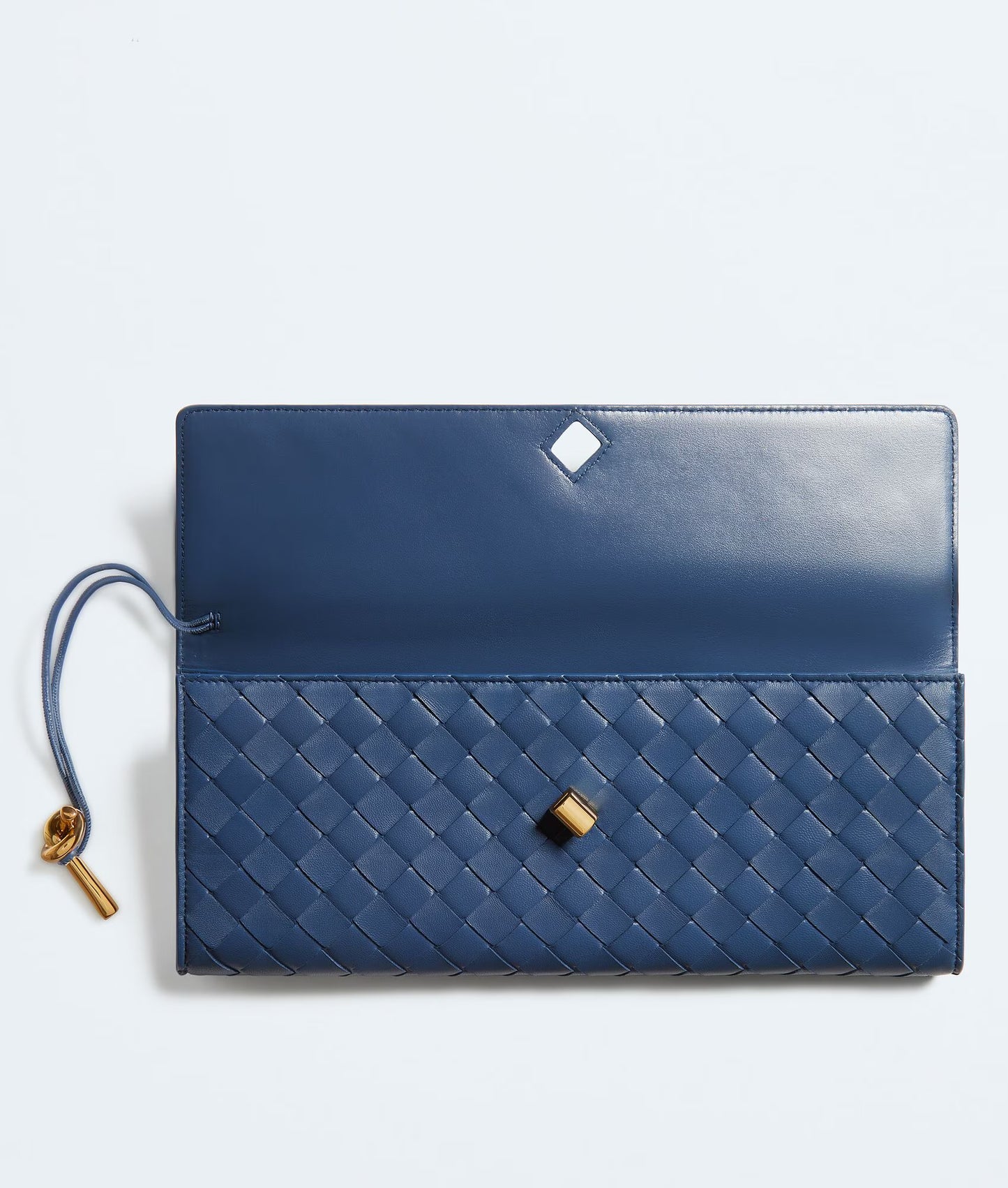 Luxe Knot Chain Clutch