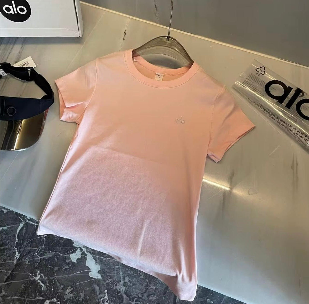 Alo all day short sleeve shirts