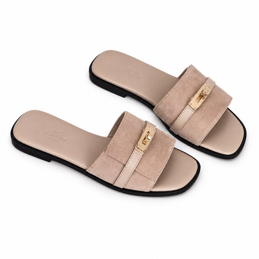 Hermes Elite Wave Flats COMES WITH PROPER BRAND PACKAGING.