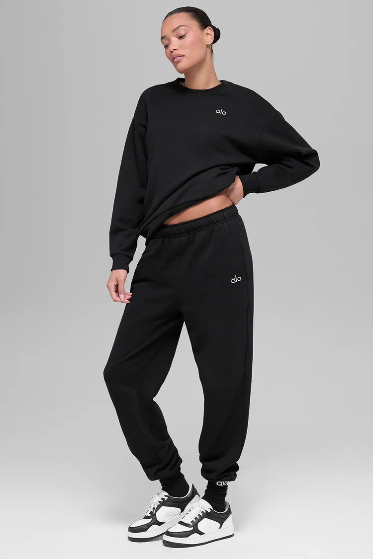 Accolade Crew Neck Pullover & Accolade Straight Leg Sweatpants Set