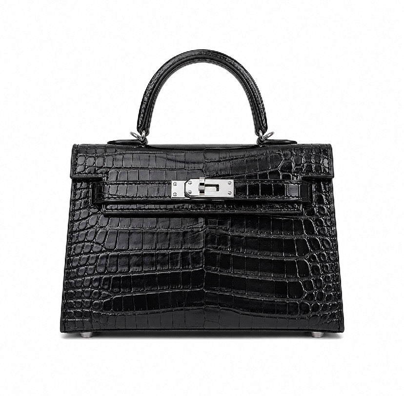 Textured mini Kelly birkin silver hardware (comes with proper packaging)