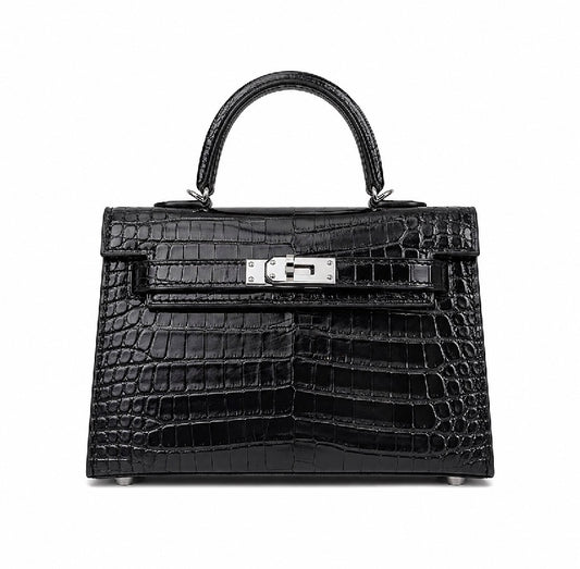 Textured mini Kelly birkin silver hardware (comes with proper packaging)