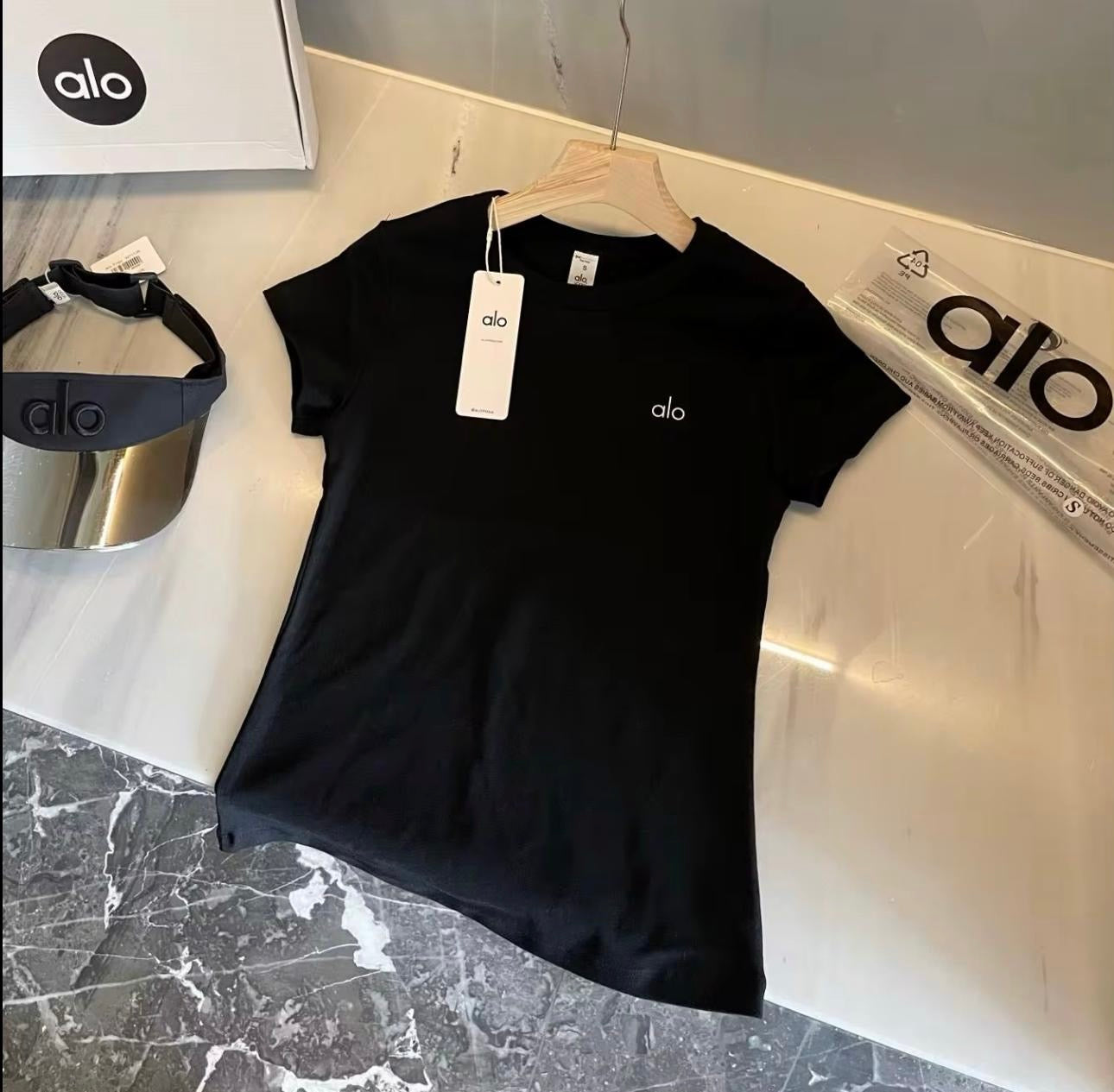 Alo all day short sleeve shirts