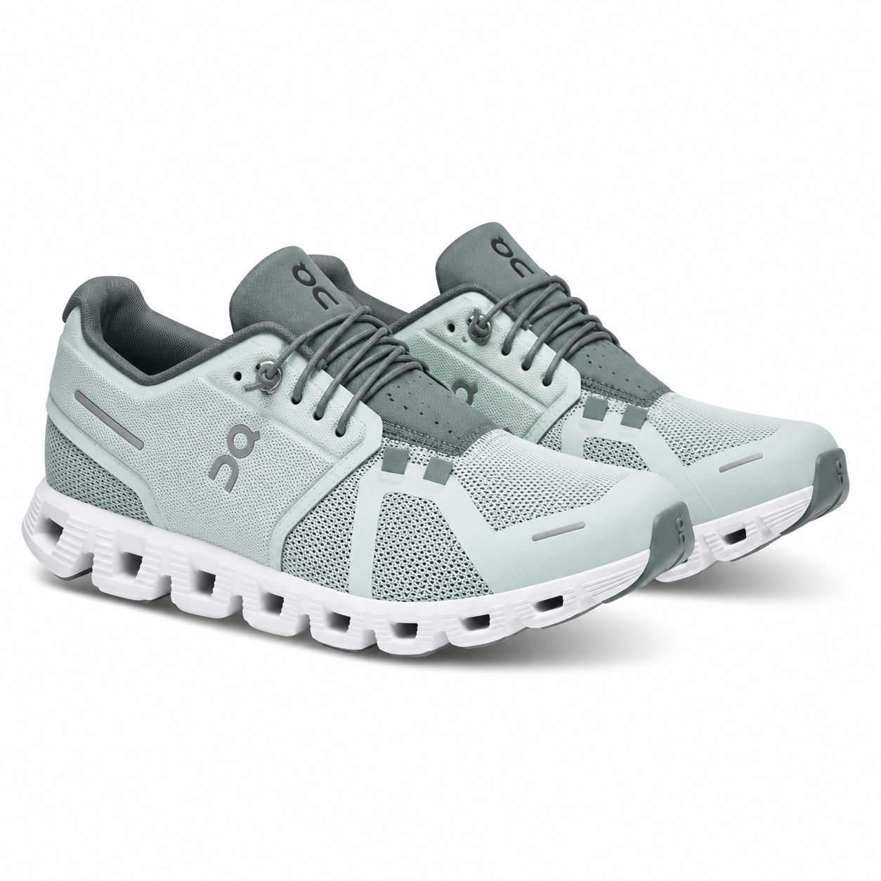 On running sneaker Cloud 5(With Box & Proper Packaging)