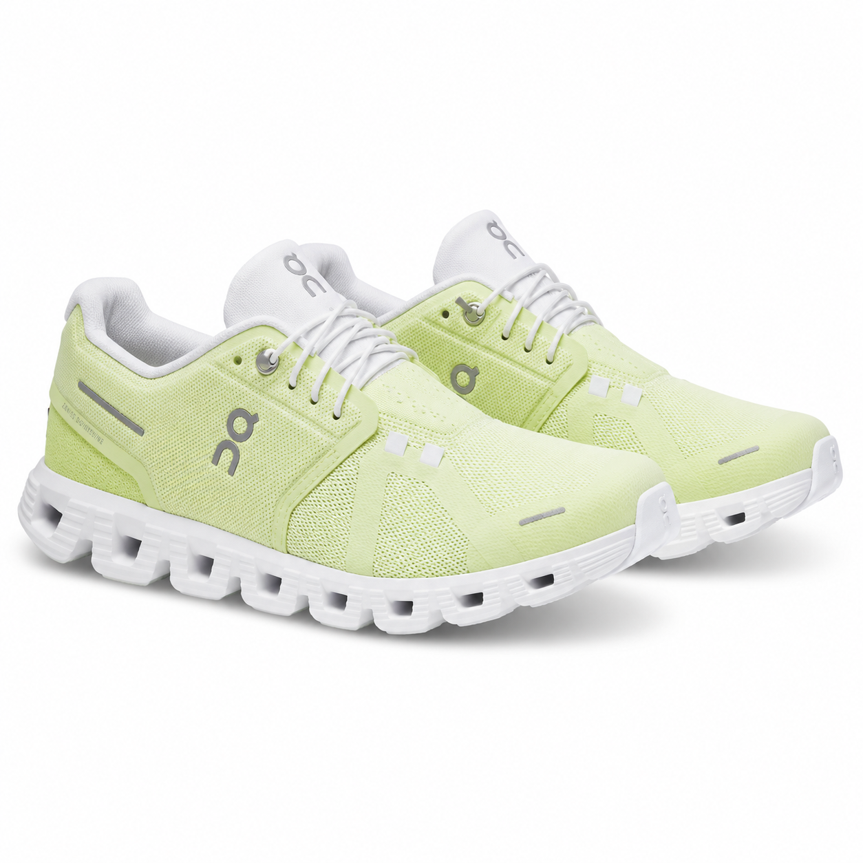 On running sneaker Cloud 5(With Box & Proper Packaging)