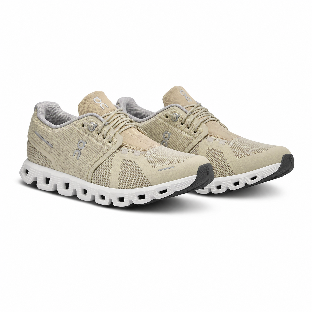 On running sneaker Cloud 5(With Box & Proper Packaging)